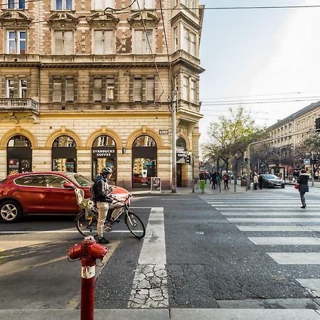 Hello Downtown Apartment - Movie Budapest Luaran gambar